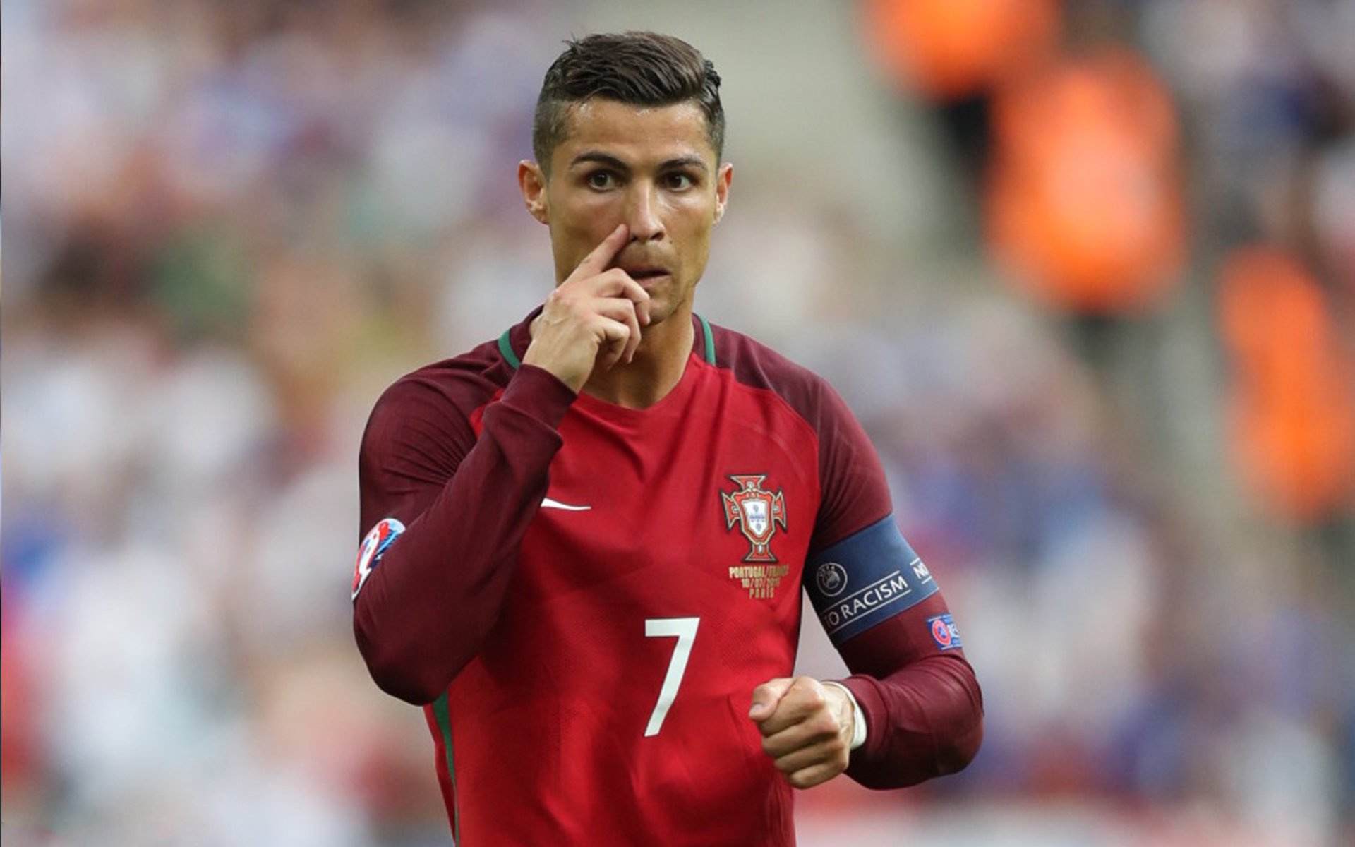 《堡垒之夜》“未来之光”创意无限,玩家争相展现实力!